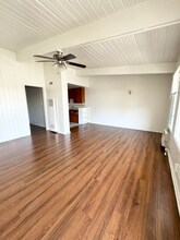 7036 Hawthorn Ave-Unit -8 in Los Angeles, CA - Building Photo - Building Photo