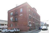 120 Westminster Ave in Venice, CA - Foto de edificio - Building Photo