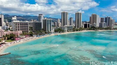2937 Kalakaua Ave in Honolulu, HI - Building Photo - Building Photo