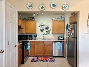 5184 Beach Dr SE in St. Petersburg, FL - Building Photo - Building Photo