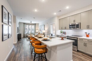 Hensley at The District in Centennial, CO - Building Photo