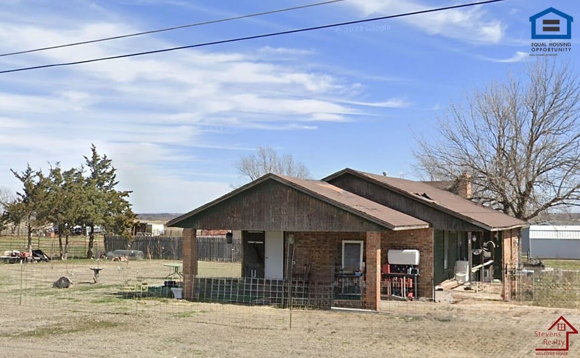 601 Missouri St in Geronimo, OK - Foto de edificio