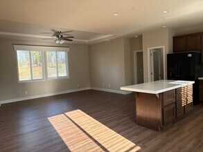 7045 Molokai Dr in Paradise, CA - Building Photo - Building Photo