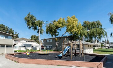 4091 Park Center Ln, Unit A in Fremont, CA - Building Photo - Building Photo