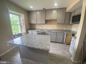 1800 Philadelphia Pike in Wilmington, DE - Building Photo - Building Photo