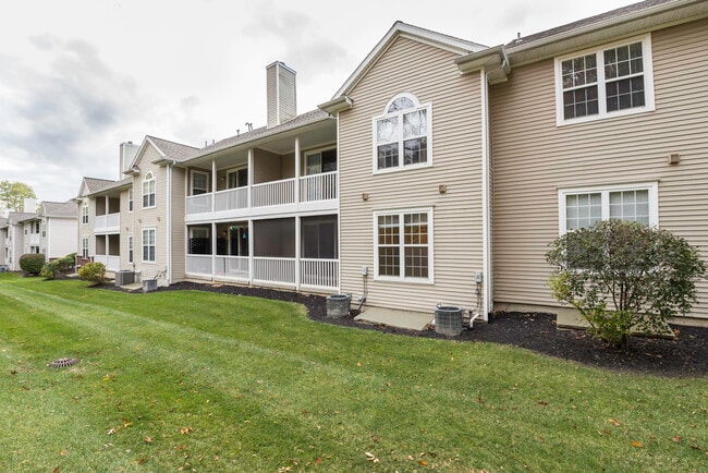 2962 Hunley Dr in Ann Arbor, MI - Building Photo - Building Photo