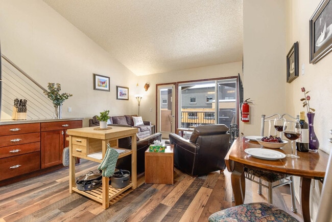 600 South Park Avenue