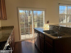 109 Creekside Wy in Burlington, NJ - Building Photo - Building Photo