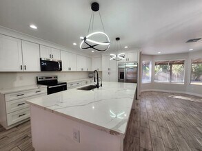 2337 W Tanque Verde Ct in Chandler, AZ - Building Photo - Building Photo