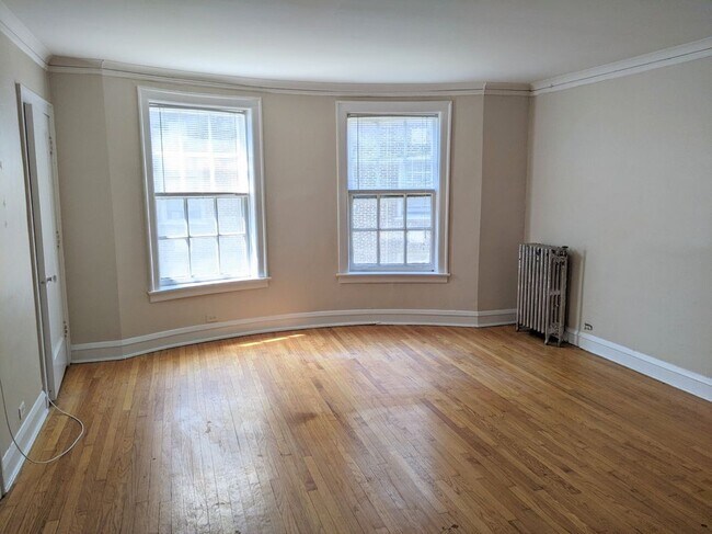 905 Elmwood Ave in Evanston, IL - Building Photo - Building Photo