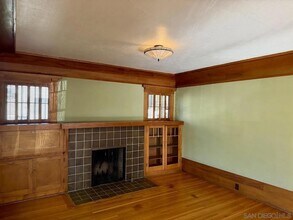 3917 Hawk St in San Diego, CA - Foto de edificio - Building Photo