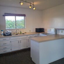 1687 Kalawi Pl in Wailuku, HI - Building Photo - Building Photo