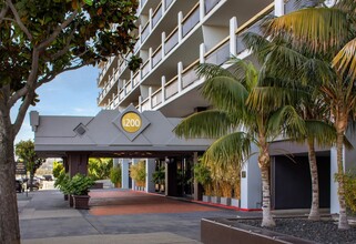 1200 Lakeshore in Oakland, CA - Foto de edificio - Building Photo