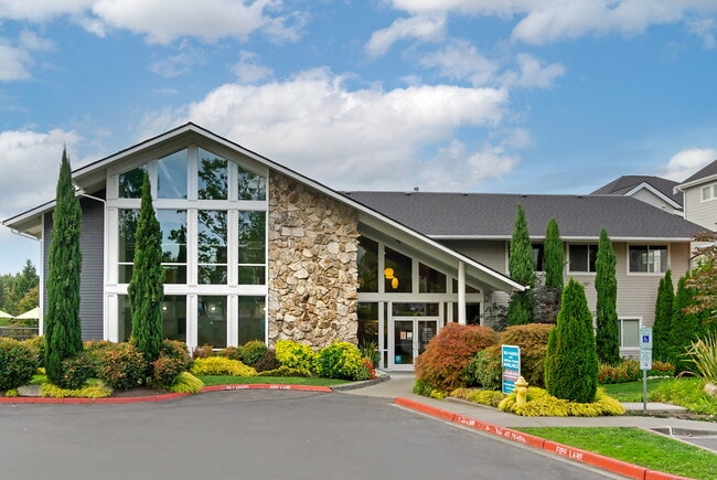 Woodland Commons in Bellevue, WA - Foto de edificio - Building Photo