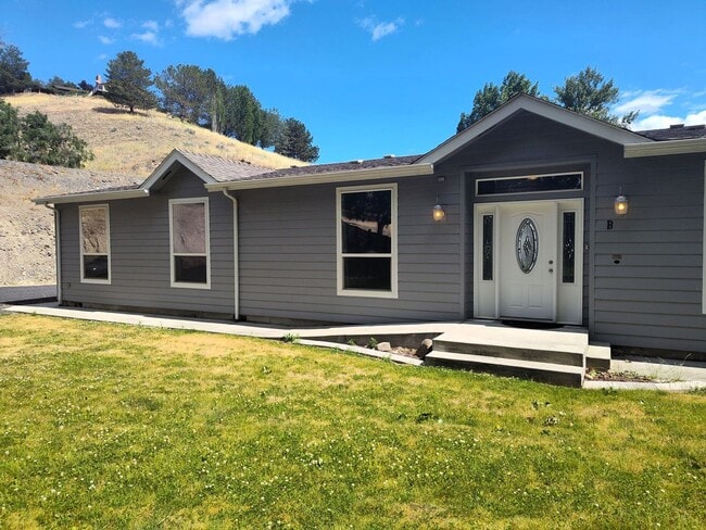 3040 Clemans Rd in Clarkston, WA - Building Photo - Building Photo