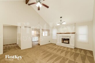 15208 W 91st Pl in Lenexa, KS - Building Photo - Building Photo