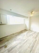 284 W Windsor Terrace in Antioch, IL - Building Photo - Building Photo