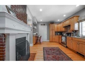 216 Willow St-Unit -1 in Boston, MA - Building Photo - Building Photo