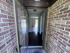 215 Berkshire Cir in Jacksonville, AR - Building Photo - Building Photo