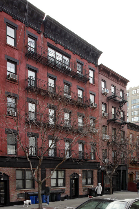 63 Sullivan St in New York, NY - Building Photo