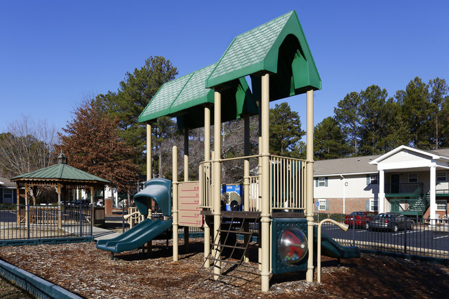 Heritage Apartments in Jackson, GA - Building Photo - Building Photo