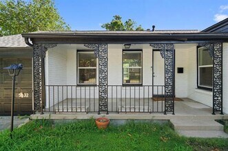 5032 Cedar Springs Rd in Dallas, TX - Building Photo - Building Photo
