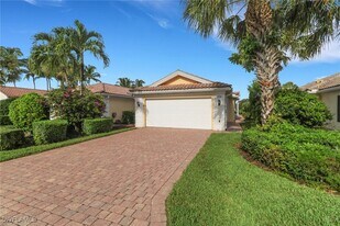 3751 Exuma Way in Naples, FL - Building Photo