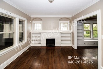 18506 Chagrin Blvd in Shaker Heights, OH - Building Photo - Building Photo