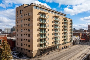 Le Royal Urbain in Montréal, QC - Building Photo
