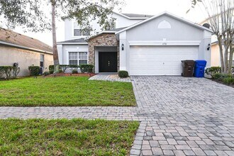 4733 Cumbrian Lakes Dr in Kissimmee, FL - Building Photo - Building Photo