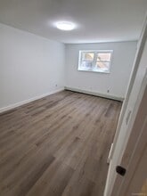 52-29 72nd St in Queens, NY - Building Photo - Building Photo