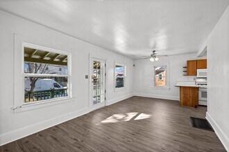 2058 S Corona St in Denver, CO - Building Photo - Building Photo