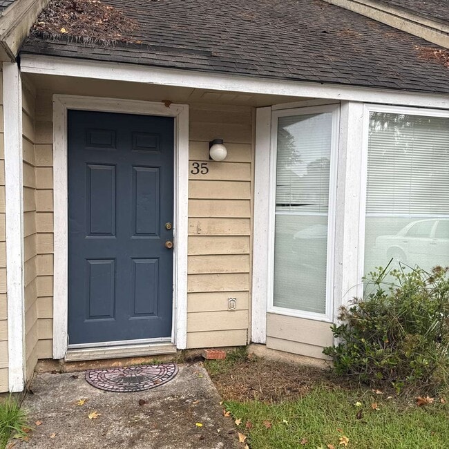 property at 501 Kennon Ln