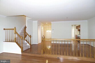 5929 Woodfield Estates Dr in Alexandria, VA - Building Photo - Building Photo