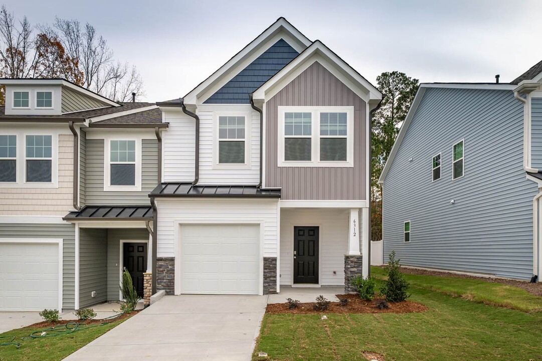 6312 Lady Eliza Ln in Raleigh, NC - Building Photo