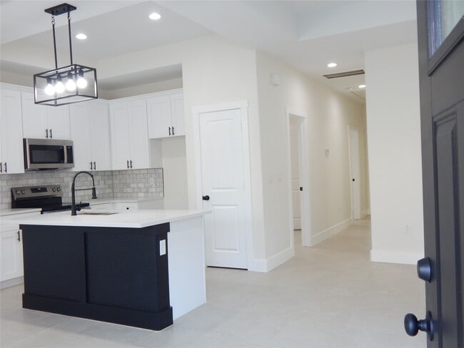 16963 W Juneau St in Montgomery, TX - Building Photo - Building Photo