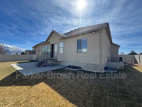 3366 Alpine Vista Way in Lehi, UT - Building Photo - Building Photo