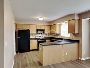 5841 Privilege Dr in Hilliard, OH - Building Photo - Building Photo