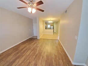 6810 Deatonhill Dr in Austin, TX - Building Photo - Building Photo