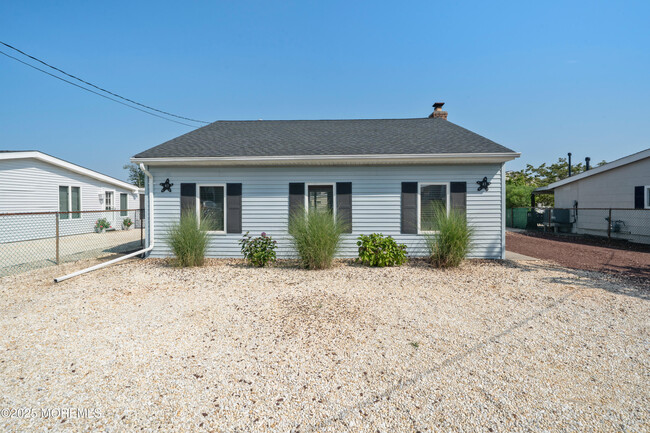 property at 43 Florence Ln