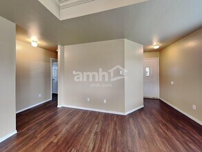 307 Quail Hollow Dr in Hutto, TX - Foto de edificio - Building Photo