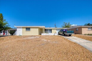 3408 Ottway Dr in Holiday, FL - Building Photo