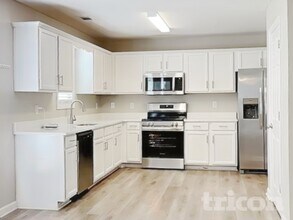 629 Amberwood Dr in Villa Rica, GA - Building Photo - Building Photo