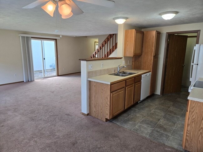 5914 W 92nd Dr in Westminster, CO - Building Photo - Building Photo
