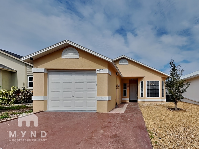 6607 Crossbow Ln