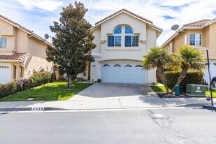 3433 Corte Viejo in Carlsbad, CA - Building Photo