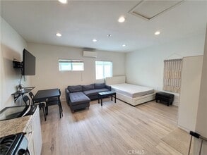 17559 Lemay St in Los Angeles, CA - Building Photo - Building Photo
