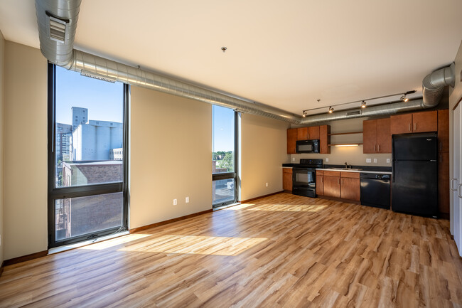 Stone Arch II in Minneapolis, MN - Foto de edificio - Interior Photo