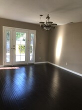 1392 Mattice Ln in Rohnert Park, CA - Building Photo - Building Photo