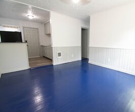 204 S 5th St in Spring Lake, NC - Building Photo - Building Photo